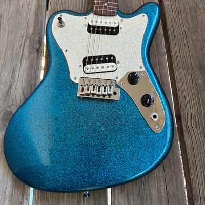 Immagine Squier Paranormal Super-Sonic 2021 - Present - Blue Sparkle electric guitar upgrades - 5