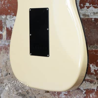 Fender Aerodyne Stratocaster Medium Scale DiMarzio Collection AST-75MDH 2006 Olympic White MIJ Japan image 11