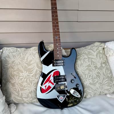 2005 Fender Rockford Fosgate 25th Anniversary Stratocaster—Free Setup! image 6