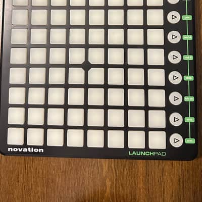 Novation Launchpad MKI Pad Controller 2013 - 2015 - Black image 3