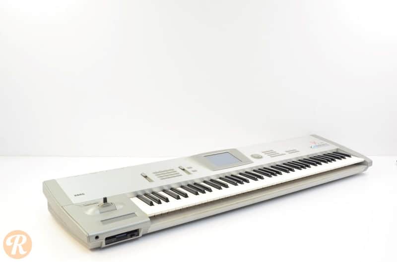 Korg Trinity V3 Pro 76-Key 32-Voice Polyphonic Workstation (1998