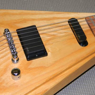 Jackson USA Custom Shop "Vinnie Vincent Style" 4 Winged King Flying V Natural image 11