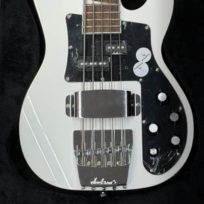 Jackson X Series Concert Bass CBXNT DX V 2022 - Present - Snow White image 2