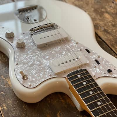 Fender Japan Flagship Tokyo Edition Jazzmaster, Ebony Fretboard w All Docs and HSC image 9