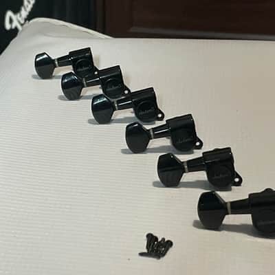 2000's Jackson Dinky Guitar Black Reverse Jin Ho Korea Tuners Tuning Pegs 6 In Line image 1