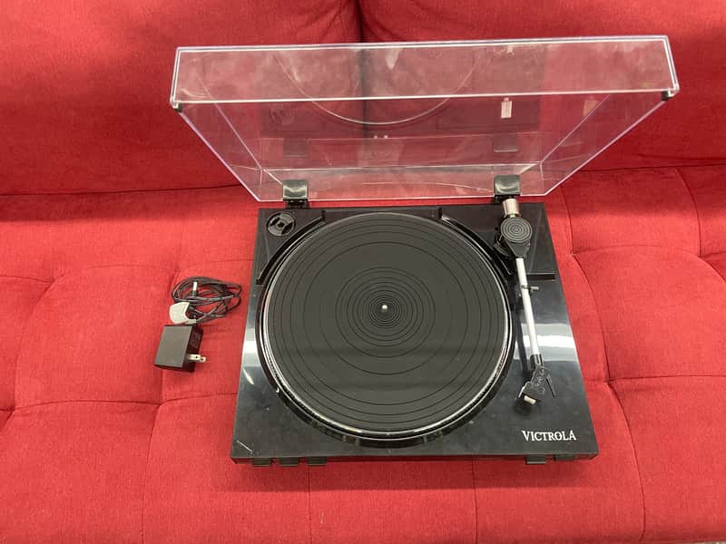 Victrola VPRO-3100 Turntable - Black image 1