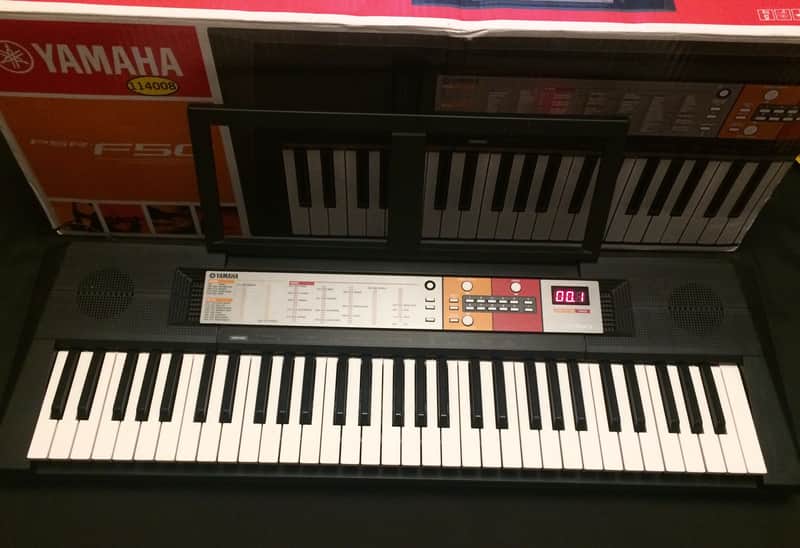 Yamaha PSR-F50 image 1