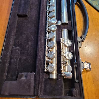 Yamaha (closed hole) FLute-YFL-22N-2025- Nichol/Silver plated-BEAUTIFUL image 5