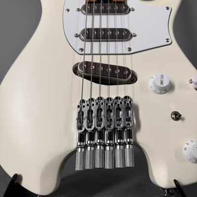 Ibanez Ichika Nito ICHI10-VWM Vintage White Matte Gigbag image 3