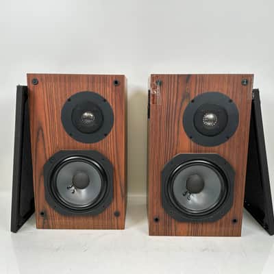 JBL L20t3 2-Way Bookshelf Speakers