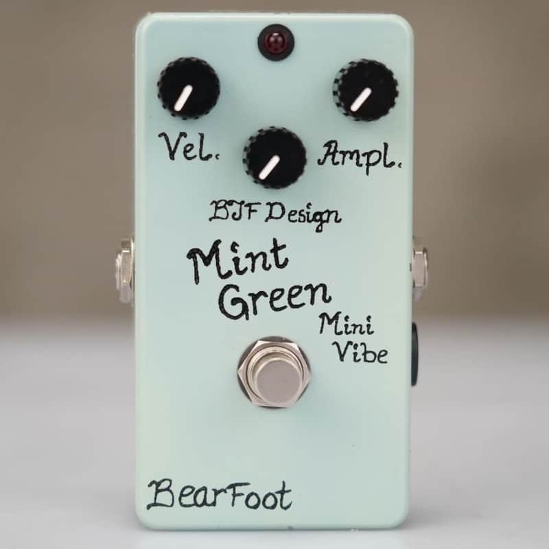 Bearfoot FX Mint Green Mini Vibe | Reverb