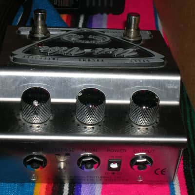 Dunlop UV-1 Uni-Vibe Chorus / Vibrato  and Foot Control image 3