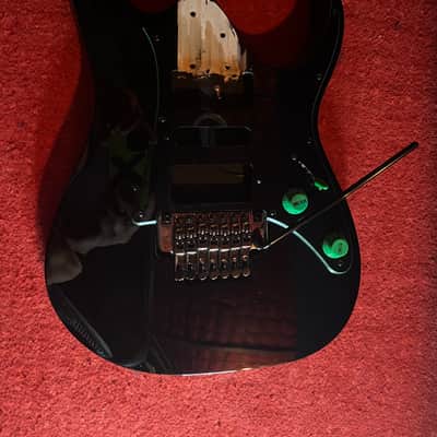 Ibanez Universe UV70-P image 3