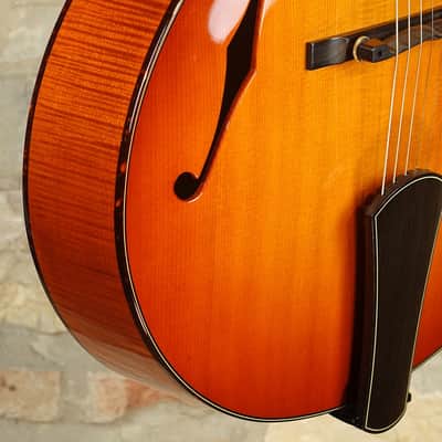 BOURGEOIS LC4 Limited Edition Acoustic Archtop - 2002 - n.3 di 12 pezzi al mondo - Violin Burst image 12