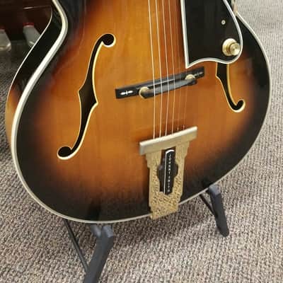 Vintage 1973 Gibson Johnny Smith Archtop image 3