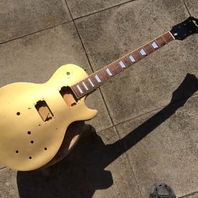 Maya Les Paul 1970s Gold Top genuine roadworn image 7