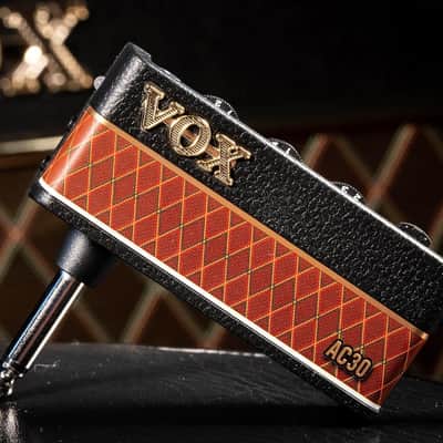 Vox amPlug 3 AC30 Headphone Guitar Amplifier w/Stereo FX, Tremolo, Speaker Emulation, Built-in Rhythms, and Aux in image 4