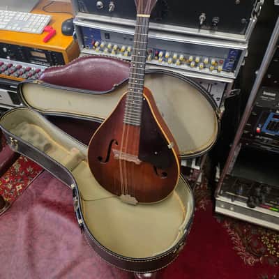 Martin 2-15 Mandolin 1950s   - Sunburst image 3