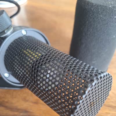 Shure SM7B Cardioid Dynamic Microphone image 6