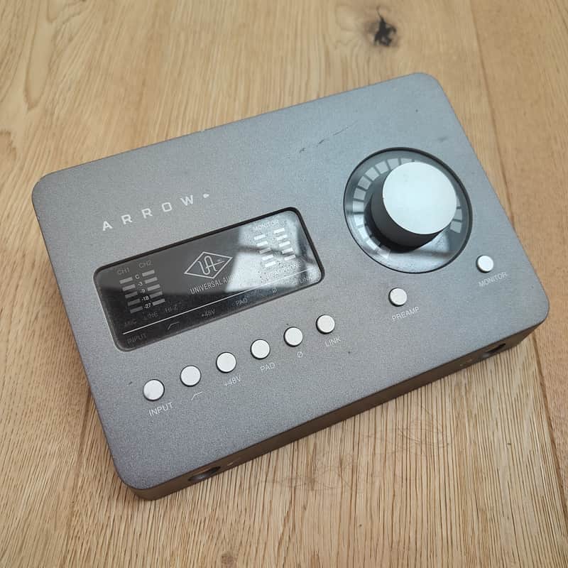 Universal Audio Arrow 2x4 Thunderbolt 3 Interface with Solo DSP Processor 2010s - Gray image 1