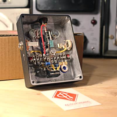 Acouphonic - La Fuzz image 2