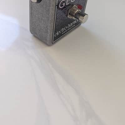 Electro-Harmonix OD Glove Overdrive 2010s Purple / Black image 2