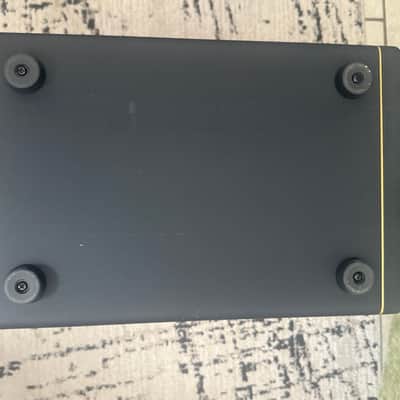 Positive Grid Spark CAB 140-Watt 1x10" Active Guitar Speaker Cabinet 2023 - Present - Black image 6