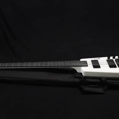 Steinberger Spirit XT-2 Standard Bass (4-String; Incl. Gig Bag) White - XTSTD4WH1 148 image 11