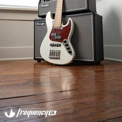 Gregg Guitars PJ5 Bass in Olympic White with an Chambered Ash Body and Roasted Flamed Maple Neck image 18