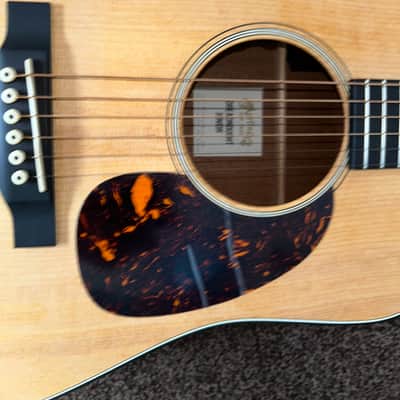 Martin D JR-E Dreadnought Junior Electro Acoustic Guitar  2017 - Natural image 7