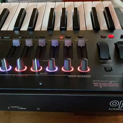 Korg opsix the original 37-key Altered FM digital synthesizer Synth Excellent Condition, Like new image 6