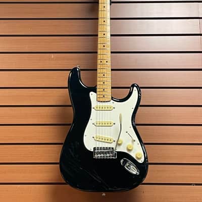Squier Standard Stratocaster with Maple Fretboard in Black 1993 Made in Mexico image 1