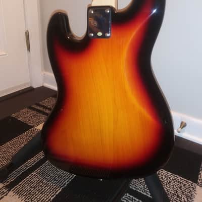 Bacchus BJB Jazz Bass w/Dual Humbucker Sunburst 9 lbs image 3
