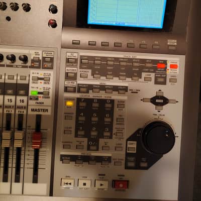 Roland VS 2480CD Workstation W/Rolling case 2000's image 4