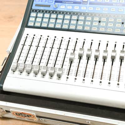 PreSonus StudioLive 16.4.2 16-Channel Digital Audio Mixer w/ Road Case CG0128R image 5