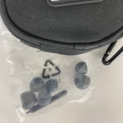 Shure SE215 Single Driver In-Ear Monitors, Black image 4