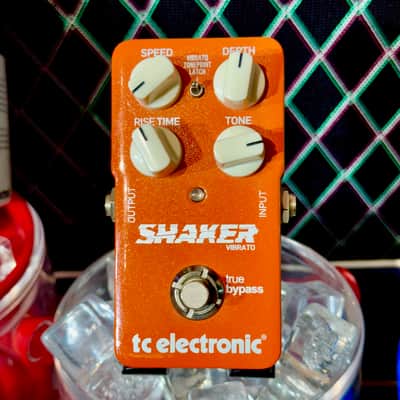 TC Electronic SHAKER VIBRATO ( New Old Stock) 2015 - Orange image 2
