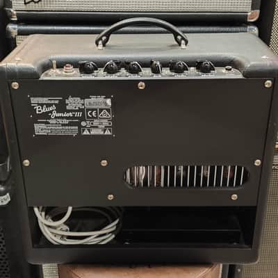 Fender Blues Junior III 15-Watt 1x12" Guitar Combo 2010 - 2017 - Black image 7