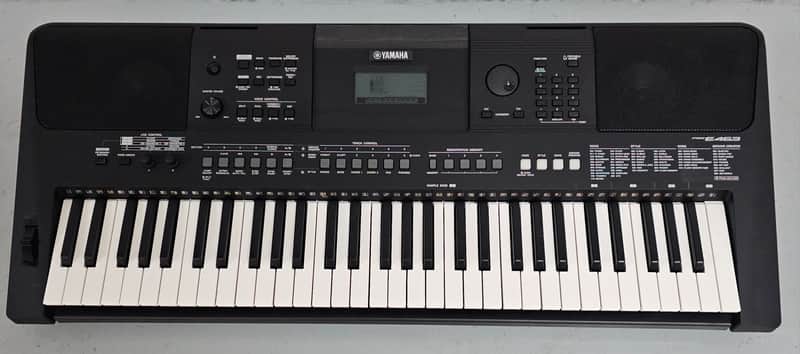 Yamaha PSR-E463 61-Key Portable Keyboard | Reverb