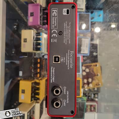 Focusrite Scarlett 2i2 (1st Gen) Audio Interface Used image 6