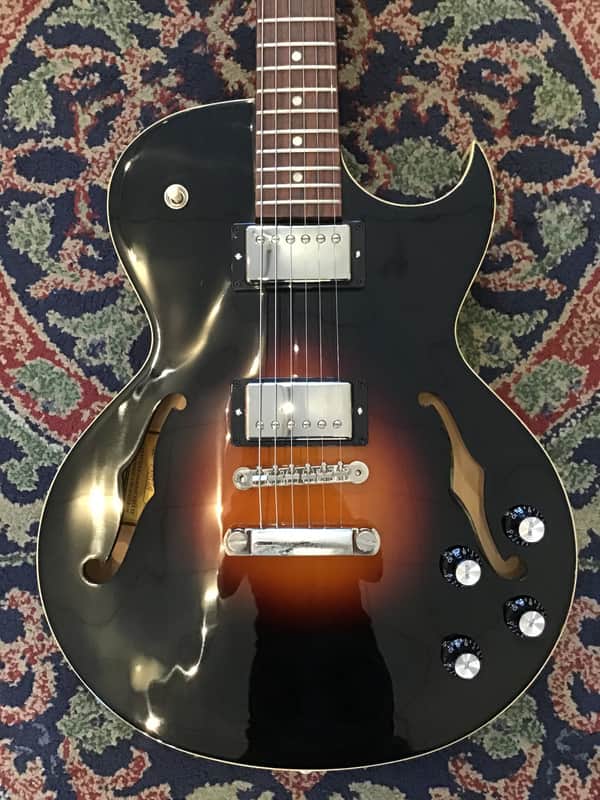 Gibson Es-235 2018 34 Burst image 1
