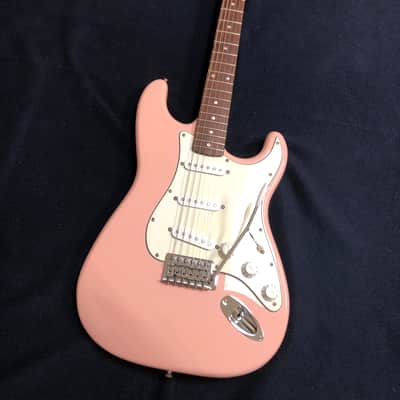 Squier Affinity Stratocaster in Shell Pink image 2