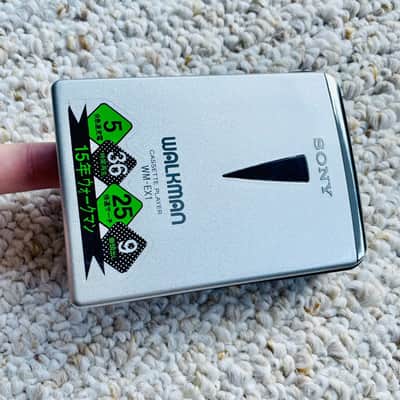 Sony WM-EX1 Walkman Cassette Player, Awesome Silver ! Working ! image 15