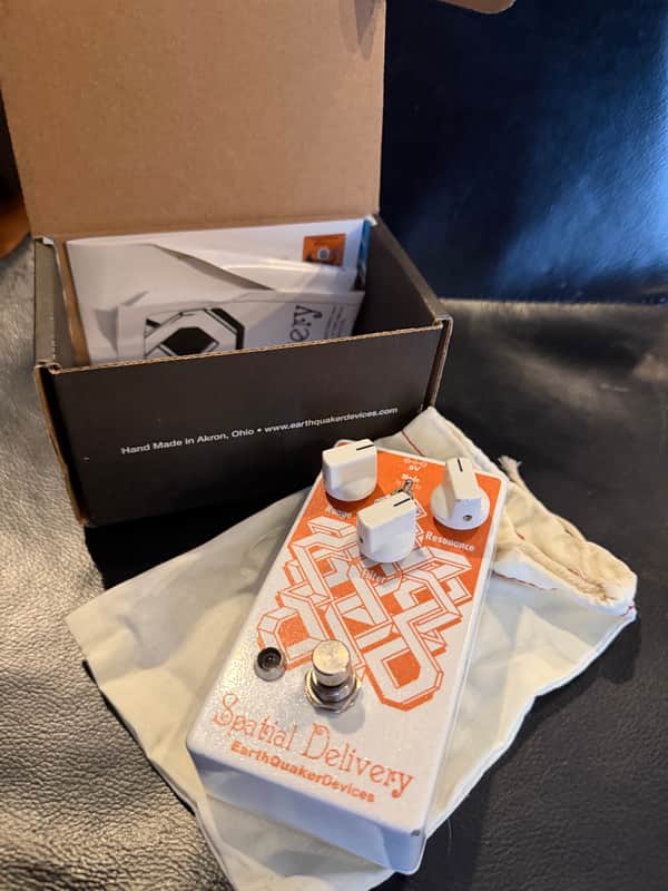 EarthQuaker Devices Spatial Delivery Sample & Hold Envelope | Reverb