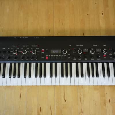 Korg KingKORG Limited Edition 61-Key Analog Modeling Synthesizer 2010s - Black