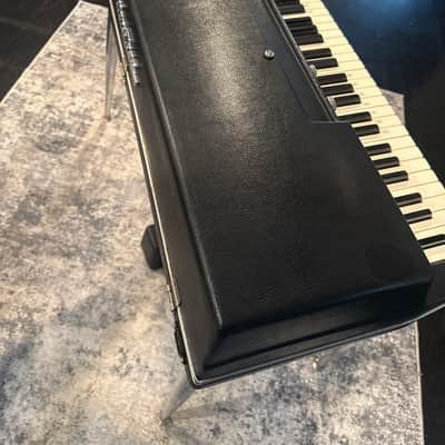 Wurlitzer 200A 64-Key Electric Piano 1974 - 1983 - Black image 4