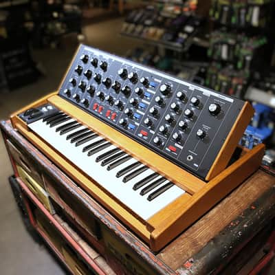 Moog Minimoog Voyager Old School 44-Key Monophonic Synthesizer 2008 - 2009 - Ash Cabinet image 3