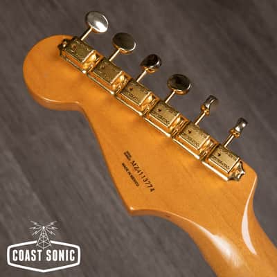 2004 Fender 50th Anniversary Classic 50's Stratocaster Aztec Gold image 12