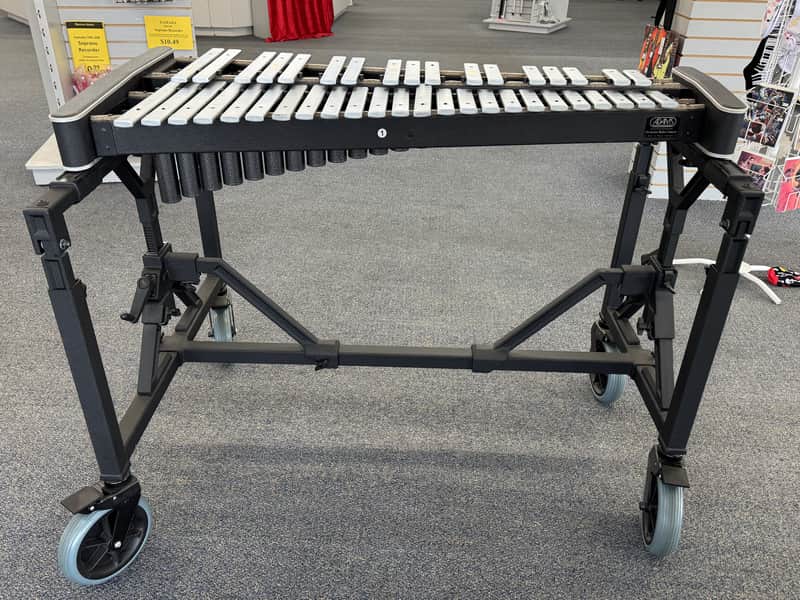 Adams GCF33 Concert 3.3 Octave Glockenspiel with Field Frame image 1
