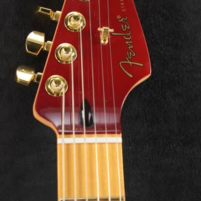 Mint Fender Tash Sultana Stratocaster Transparent Cherry Maple Fingerboard image 5